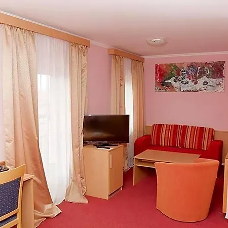 Hotel Clavis 3*
