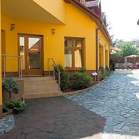 Hotel Clavis Lucenec