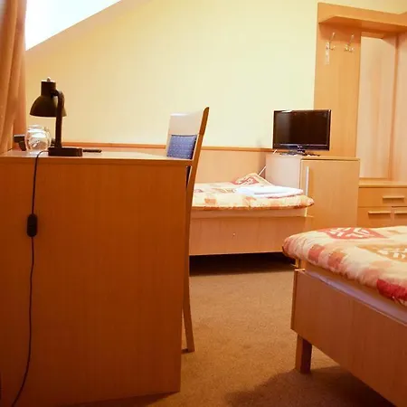 Hotel Clavis 3*